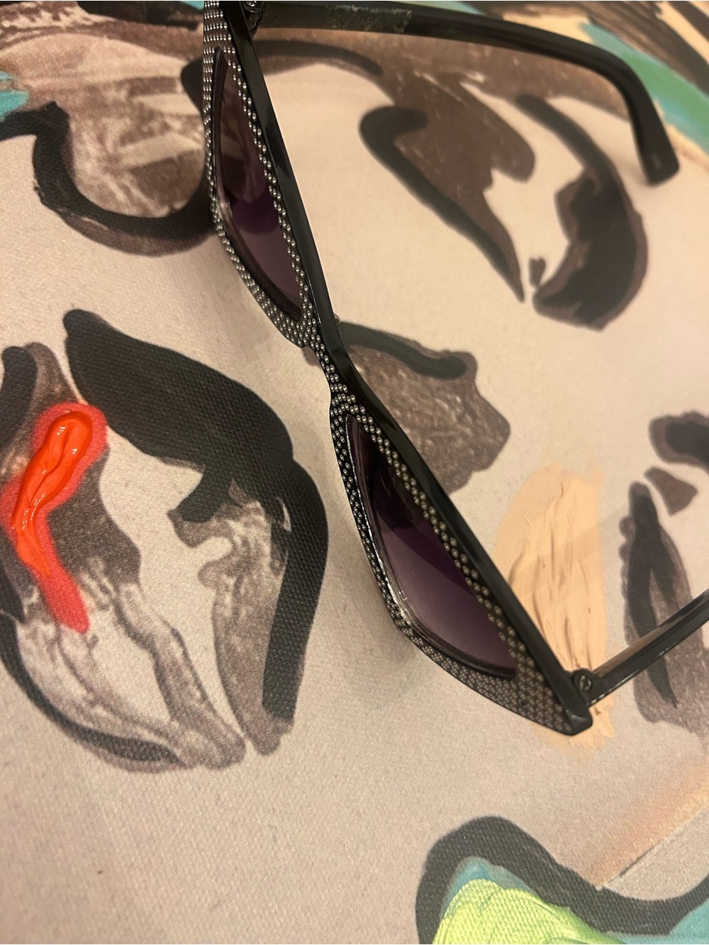 Crystal-Trim Black Retro Cat Eye Sunglasses - Picture 5 of 5